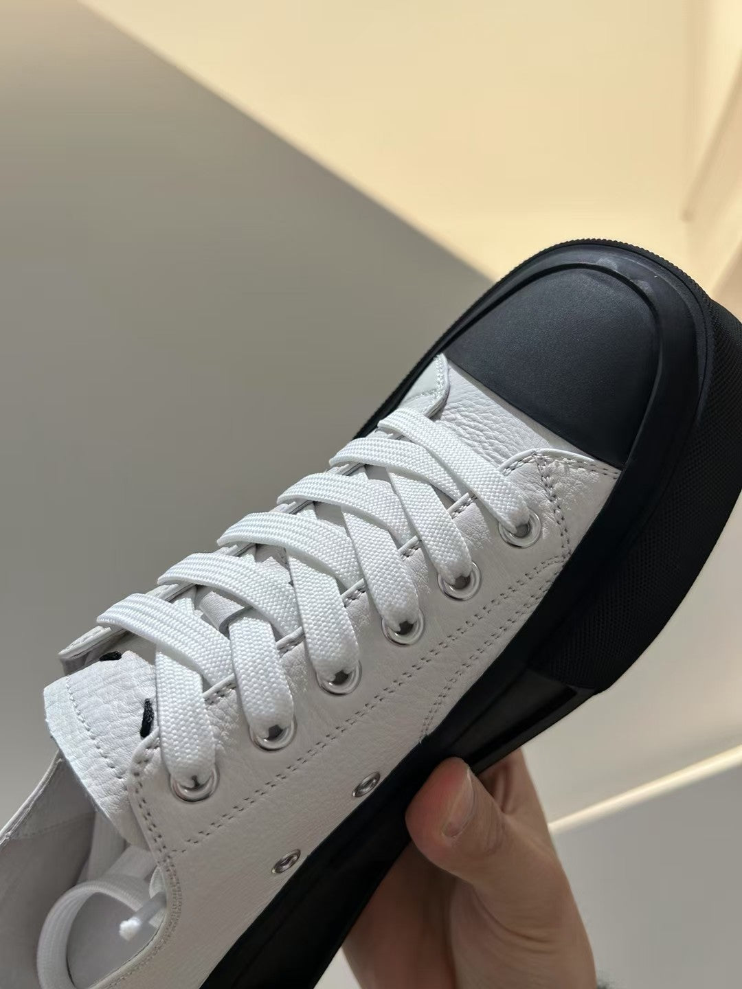 $108 Women's shoe sizes