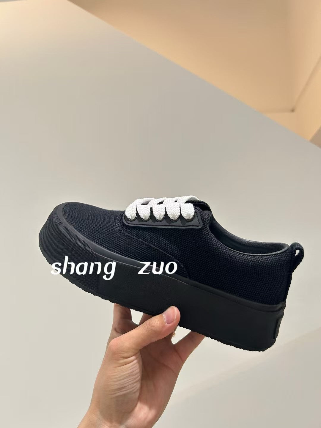 $118 Women's shoe sizes