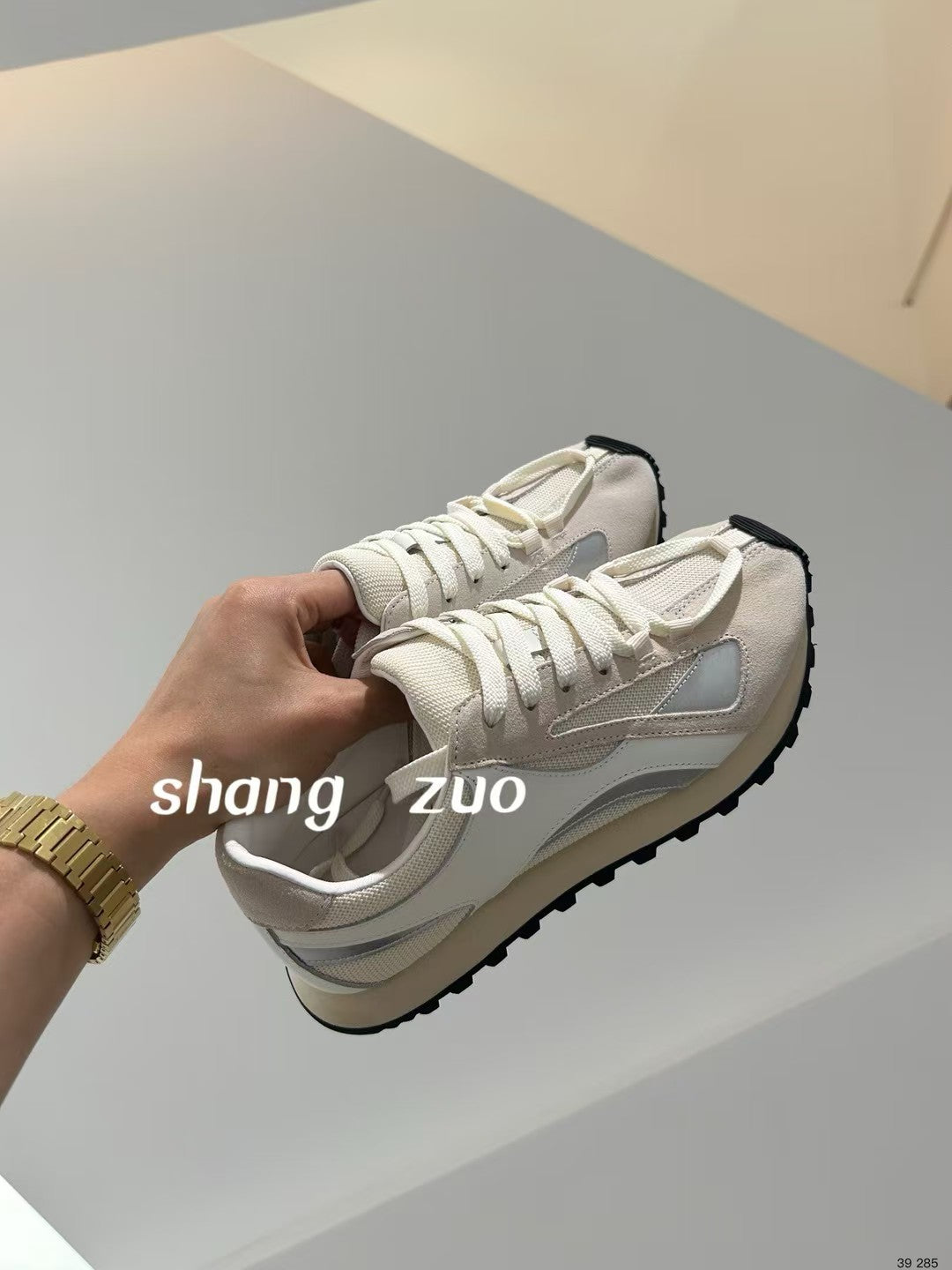 $128 Women's shoe sizes